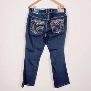 Ariya Jeans Women's Curvy Boot Denim Pants in Dark Blue Size 18 Embellished